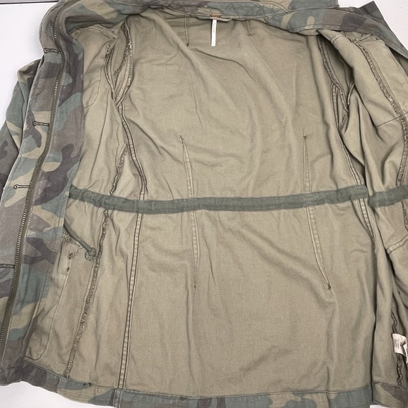 Free People Women's Large Green Camo Not Your Brothers Military Surplus Jacket - Picture 8 of 15